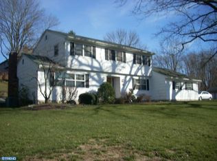 21 Holder Dr, Ewing, NJ 08628