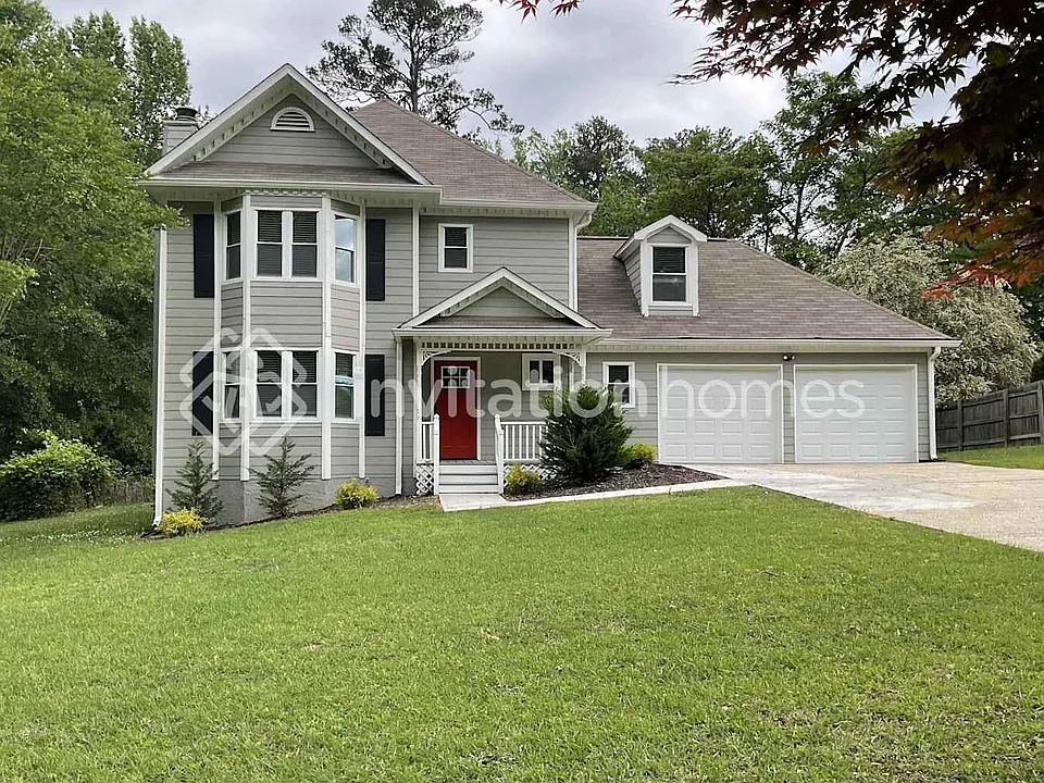2404 Hillboro Cir SW
