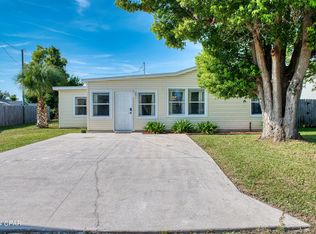 907 E 3rd St, Panama City, FL 32401