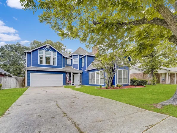 22818 River Birch Dr, Tomball, TX 77375