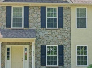 213 Bethel Dr, Lancaster, PA 17601