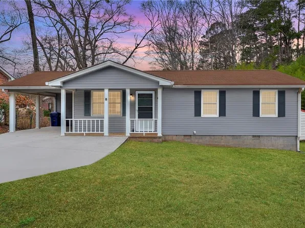 284 E 5th Ave, Winder, GA 30680