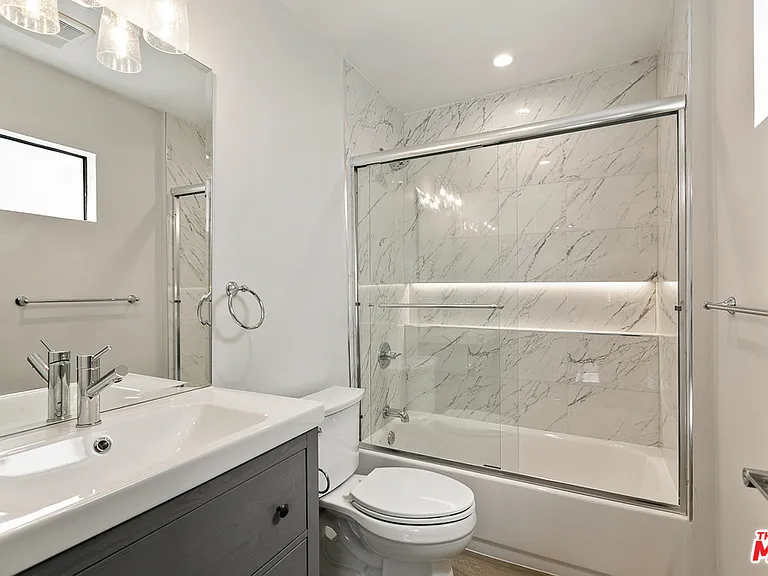 3314 Mentone Ave #8 — Photo 6