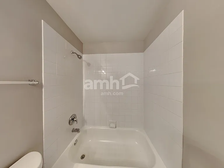 322 Abington Woods Dr — Photo 15