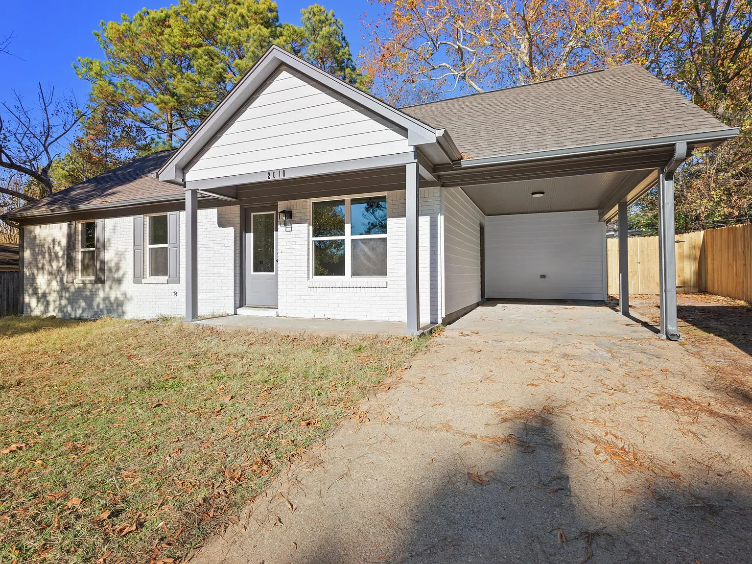 4 bed, 1350 sqft, $2,195 — Photo 2
