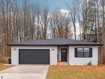 4675 Choice Cir, Traverse City, MI, 49685