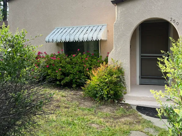250 4th St, Lakeport, CA 95453