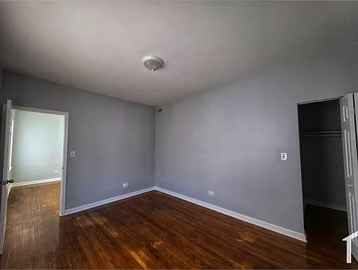 3 bed, 1000 sqft, $1,600 — Photo 2