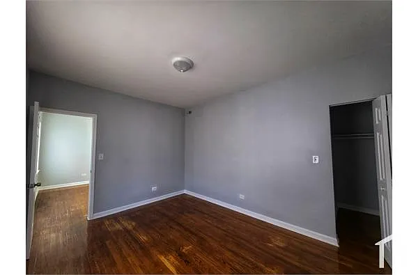 Building Photo - 6400 S Fairfield Ave #3