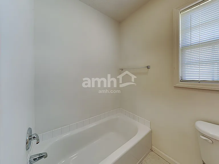 5815 Regent Village Dr — Photo 13