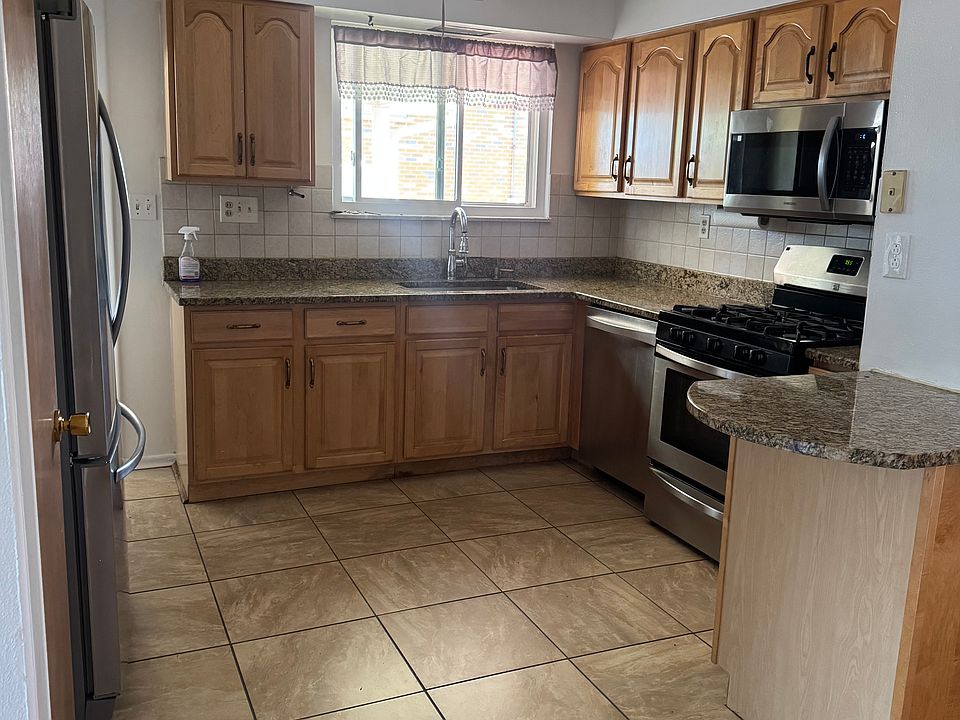 1st image of 10244 Reavis Gardens Dr #1