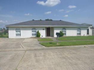 3013 Gallo Dr, Chalmette, LA 70043
