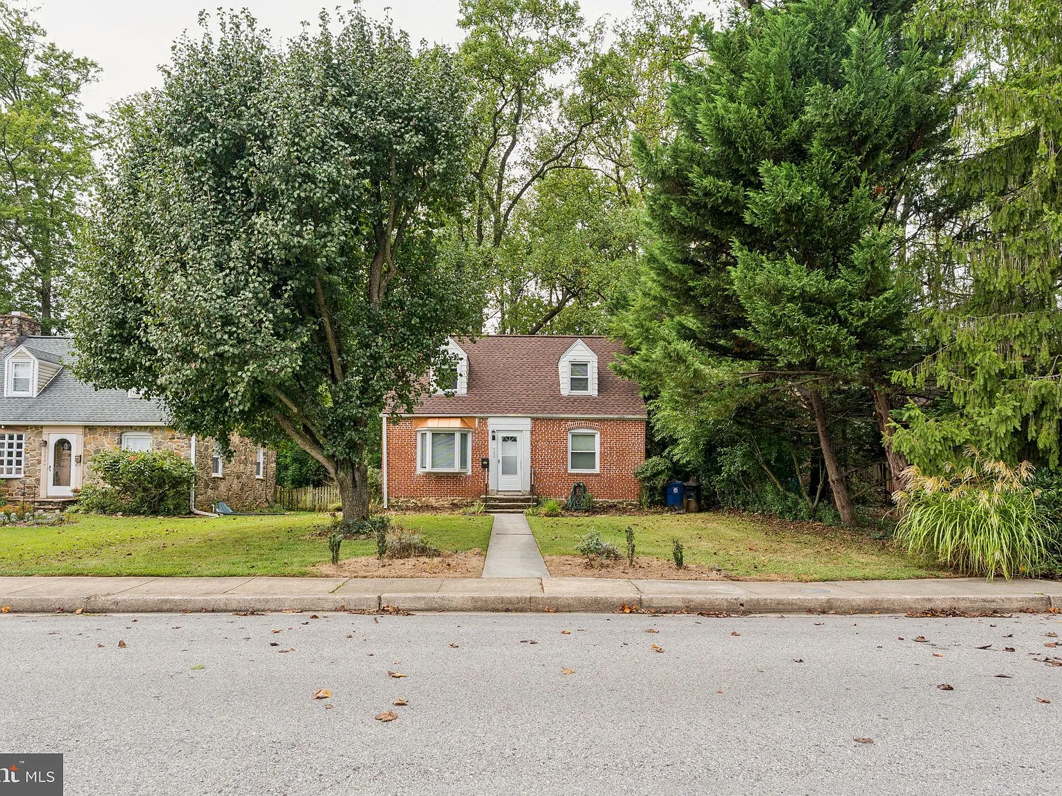 3 bed, 2.5 bath, 1560 sqft, $2,795 — Photo 2