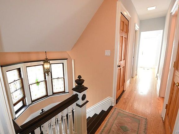 5th image of 124 W Oakwood Pl