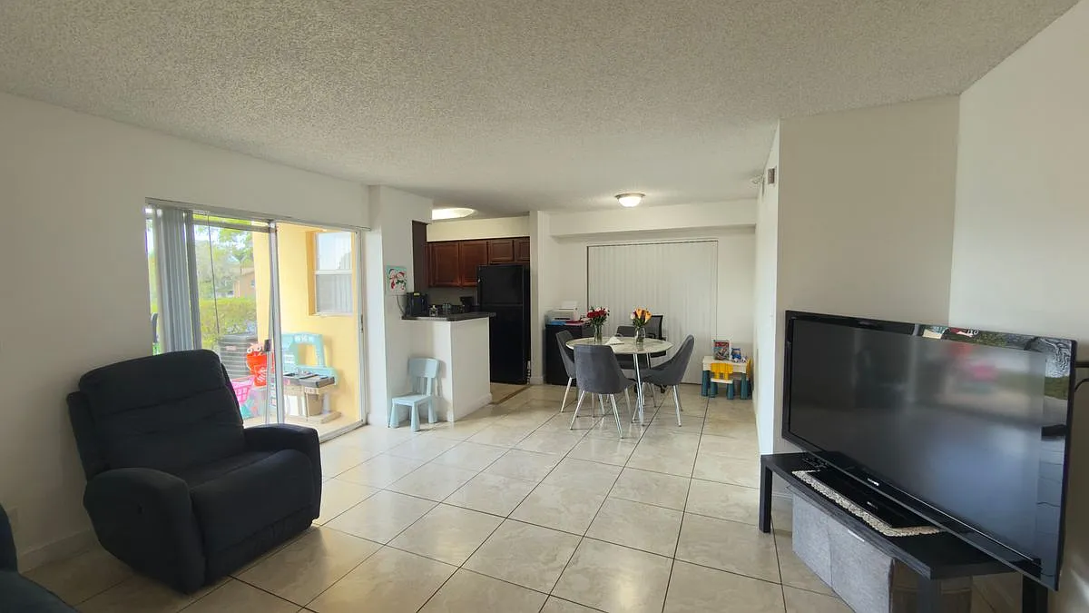 Building Photo - 7610 Westwood Dr #109