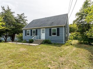 63 Russell Ave, Pawcatuck, CT 06379