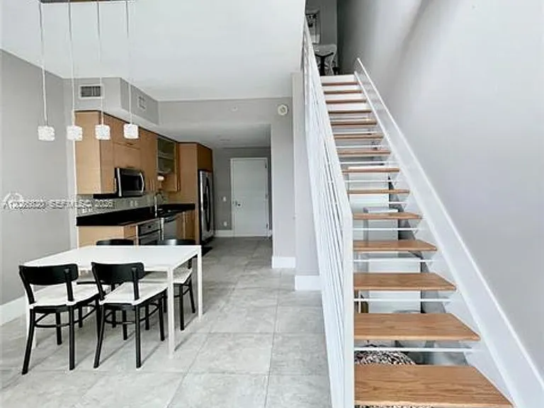 60 SW 13th St #2002 — Photo 22