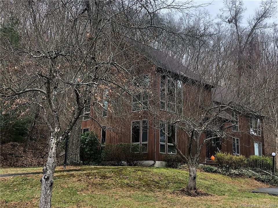 517 Litchfield Road
