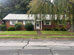 409 Corona St, Winston Salem, NC 27103