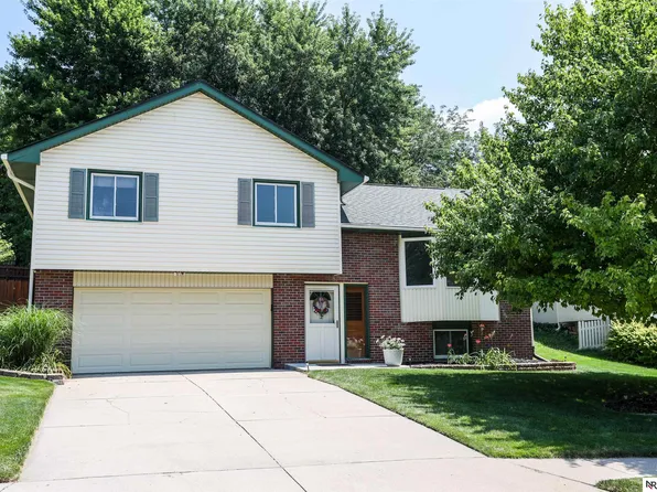 1891 N 153rd Plz, Omaha, NE 68154