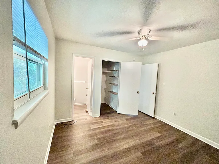 5335 Carolyn Cir — Photo 18