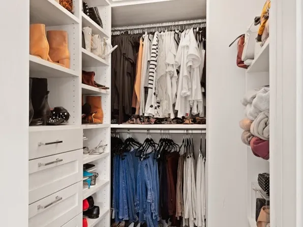 100 Bank Street image 6 of 7