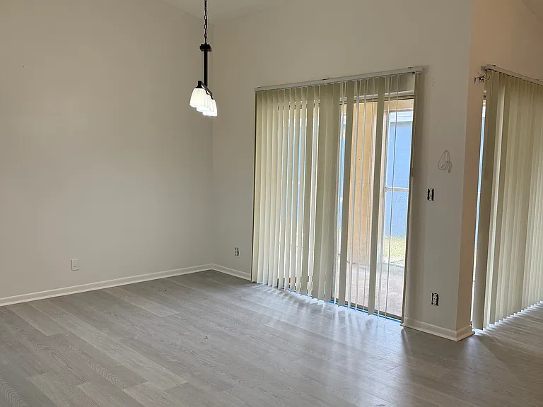 213 N Ketch Dr — Photo 5