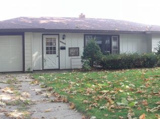 2004 22nd Ave, Sterling, IL 61081