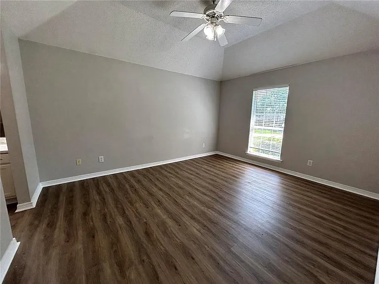 6626 Woodside Ct E — Photo 21