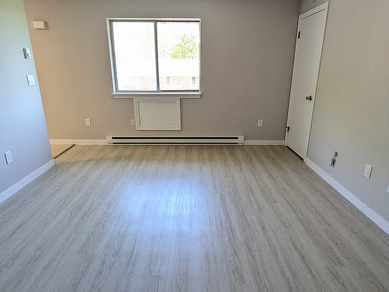 86 Sherman Ave #3 — Photo 5