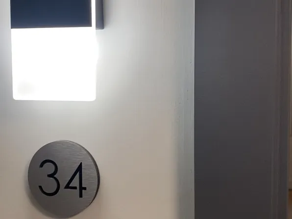 41 Central Sq #34, Chelmsford, MA 01824