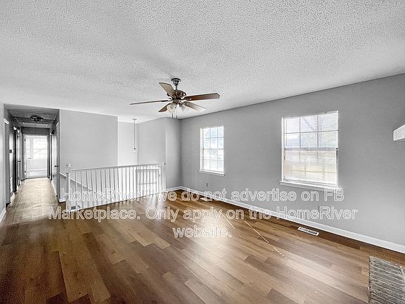 3rd image of 1549 Moseley Ln