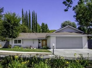 5582 Parkmor Rd, Calabasas, CA 91302