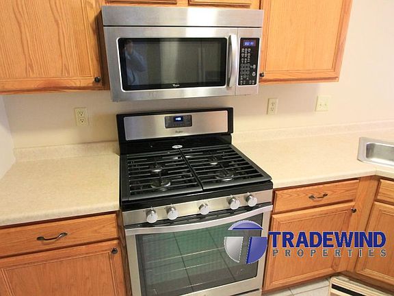 5th image of 6496 15th Street Pl N