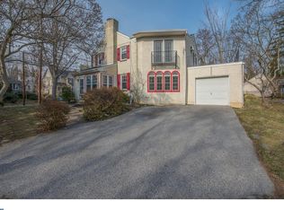 1466 Manoa Rd, Wynnewood, PA 19096