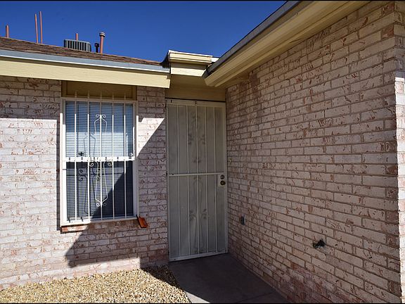 5th image of 5759 Sean Haggerty Dr