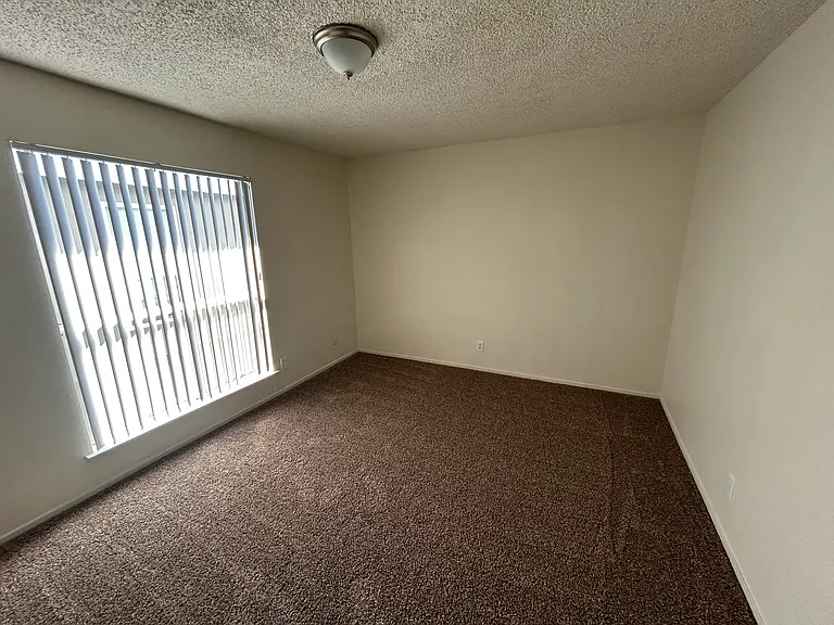 6019 N College Ave #M — Photo 5