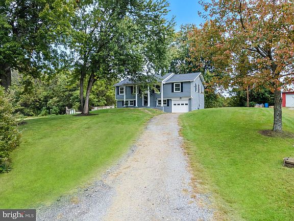 4th image of 3585 Riva Rd