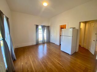 5825 Keith Ave., Oakland, CA 94618