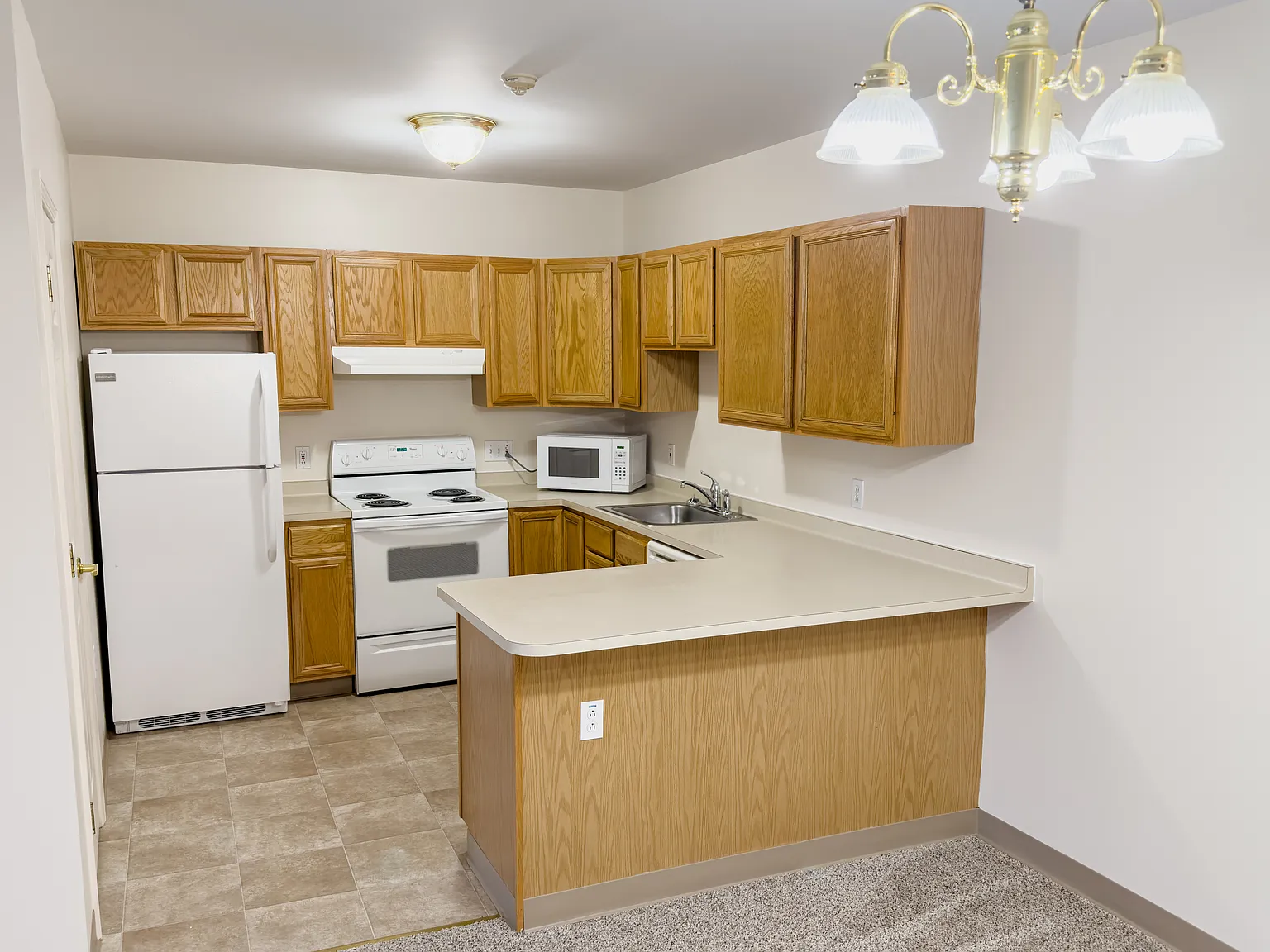 Seneca Pointe — Photo 4