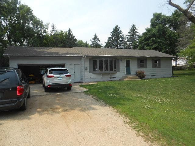 1st image of 2220 Cottonwood Lake Dr