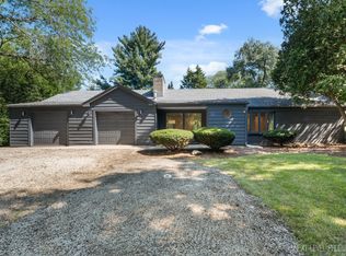 604 Saddle Rd, Wheaton, IL 60187