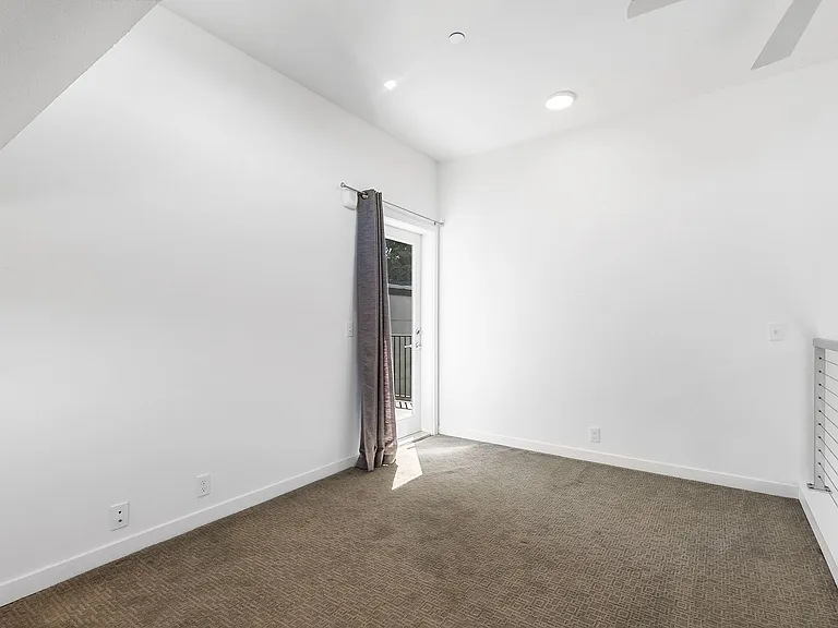 Maude Lofts — Photo 28