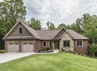 144 Apple Tree Dr, Clinton, TN 37716