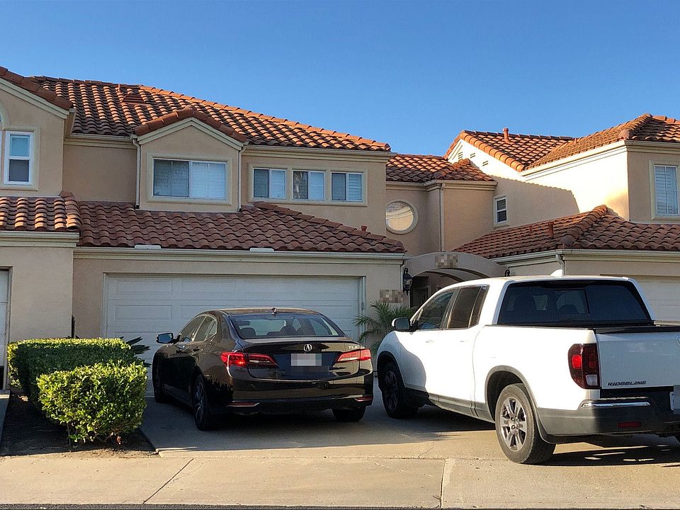 1st image of 731 Edgewater Dr Unit B