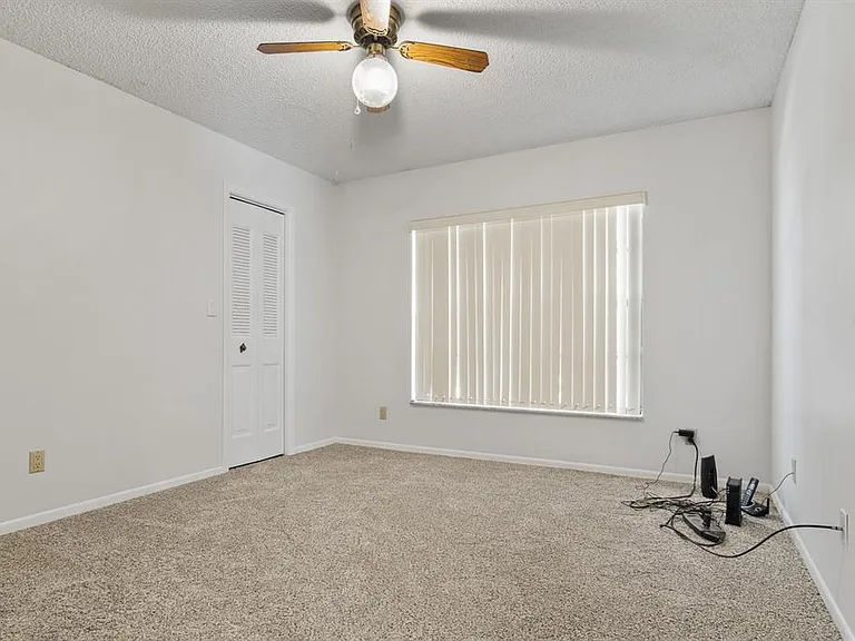 10206 Lakeview Dr — Photo 31