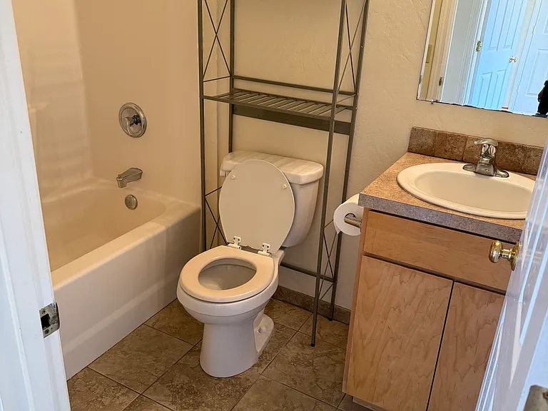 1648 Patterson St #12 — Photo 8
