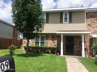 209 Bell Downs Dr, Lafayette, LA 70506