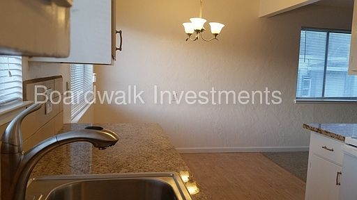 2nd image of 427 San Anselmo Ave N APT 2