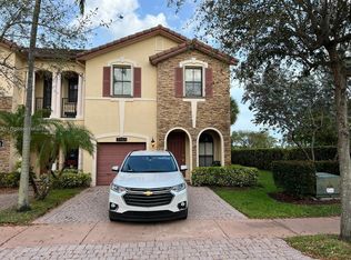 3161 NW 102nd Pl, Doral, FL 33172
